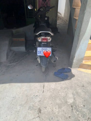 ម៉ូតូលក់