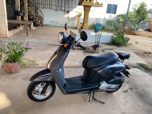 ម៉ូតូលក់