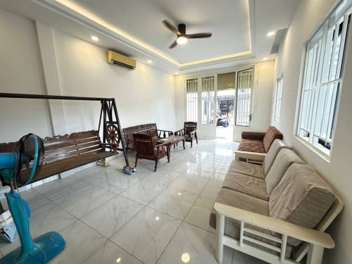 ផ្ទះជួលផ្សាឈូកវ៉ា២