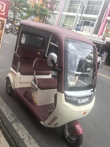 电动三轮车