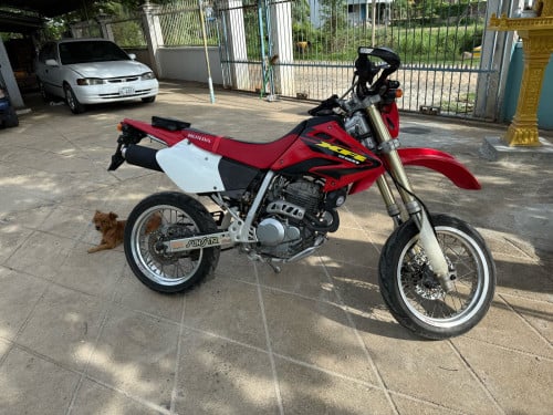 ម៉ូតូលក់
