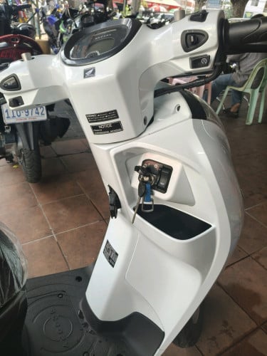 លក់ម៉ូតូ