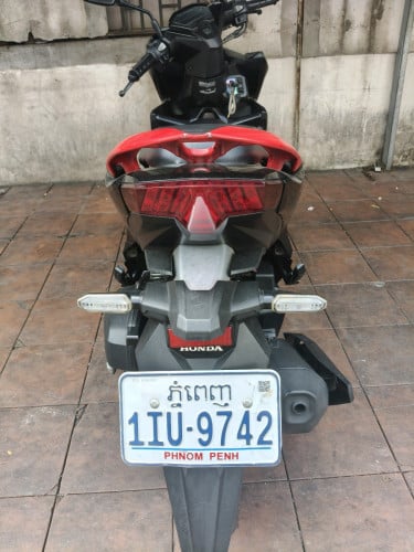 លក់ម៉ូតូ
