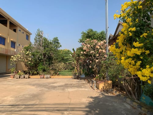 អាចប្រកបអាជីវកម្មបាន