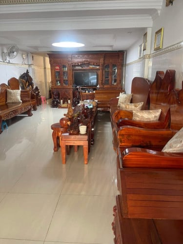 ផ្ទះល្វែងជួល ទីតាំងចាក់អង្រែក្រោម