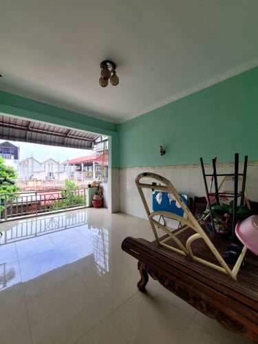 ផ្ទះសម្រាប់លក់បន្ទាន់ ជាប់បុរីឡាយគង់ស្ពានដែកចំការដូង