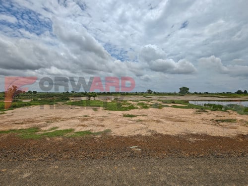 ដីលក់បន្ទាន់ នៅជិតផ្សារស្នាយពល ស្រុកពារាំង ខេត្តព្រៃវែង-55km ពីភ្នំពេញ