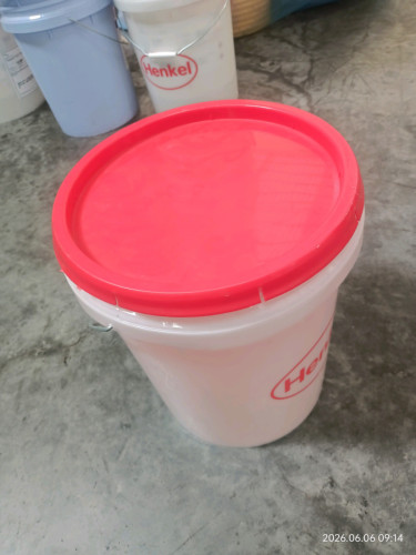 ធុងមួយទឹកសំអាតរួច