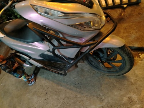 ម៉ូតូ