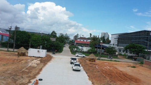 ដីពុះឡូតិ៏លក់