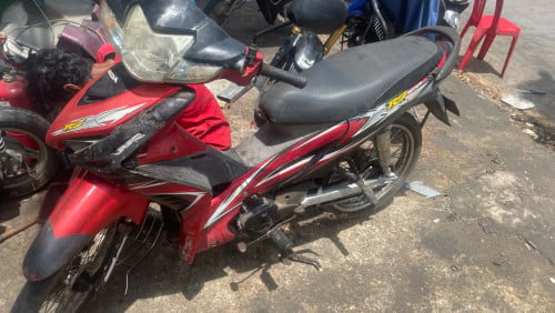 កំពុងសោម លក់រម៉ក តម្លៃចចរ