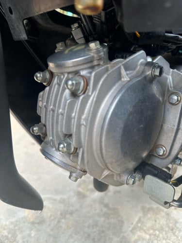 លក់សង់ 025 តម្លៃ1870$ មានកាតគ្រី