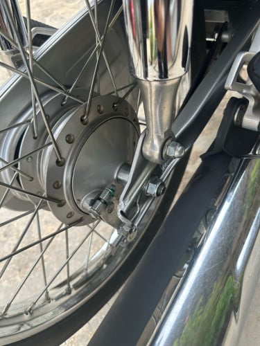 លក់សង់ 025 តម្លៃ1870$ មានកាតគ្រី