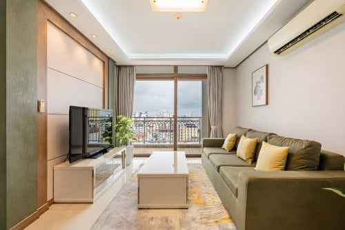 𝐅𝐨𝐫 𝐑𝐞𝐧𝐭: 1-Bedroom Apartment – De Castle Royal BKK1