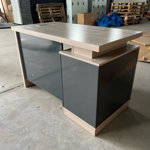 តុការិយាល័យ 140 x 70 x75 &120 x 60 x 75cm