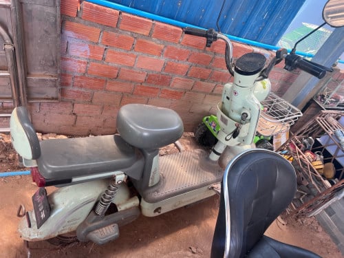 លកកងអាគុយ150$