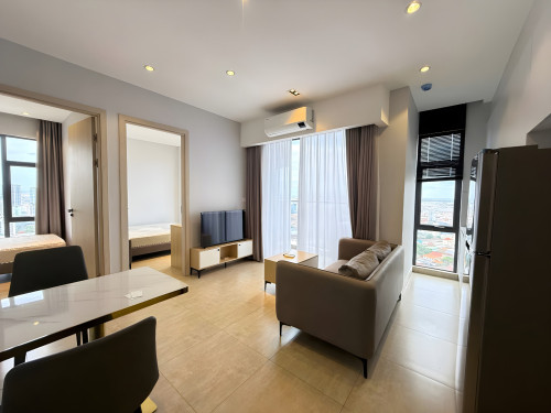๐
๐จ๐ซ ๐๐๐ง๐ญ: 2-Bedroom Apartment โ Time Square2, TK Area