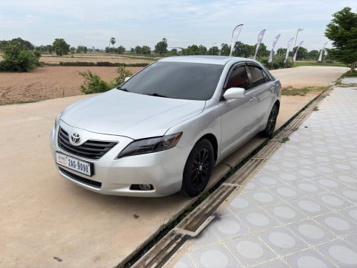 ឆ្នាំ​2007 XLE Fullពេញ​ ពណ៌​ទឹកប្រាក់​