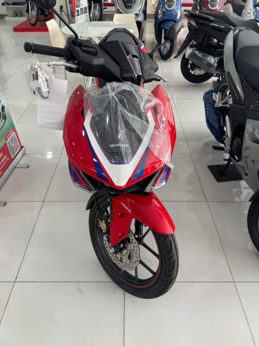 មានគ្រប់ពណ៌2690$ចរចា 2026 ថ្មី សុទ្ធ100% ធានាជូន 2 ធ្នាំ រំលស់ម៉ូតូសុទ្ធក៏បាន 2