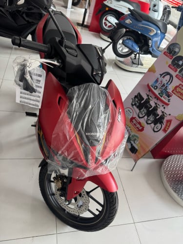 មានគ្រប់ពណ៌2690$ចរចា 2026 ថ្មី សុទ្ធ100% ធានាជូន 2 ធ្នាំ រំលស់ម៉ូតូសុទ្ធក៏បាន 2