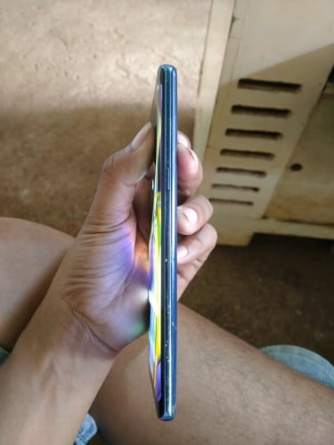 ឆ្នូតអេក្រង់លក់30$ 081920444