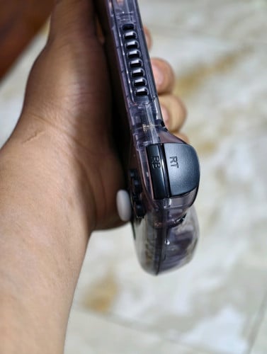 ចងលក់ Anbernic RG557
