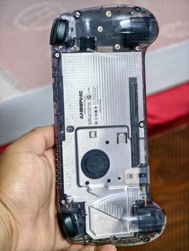 ចងលក់ Anbernic RG557
