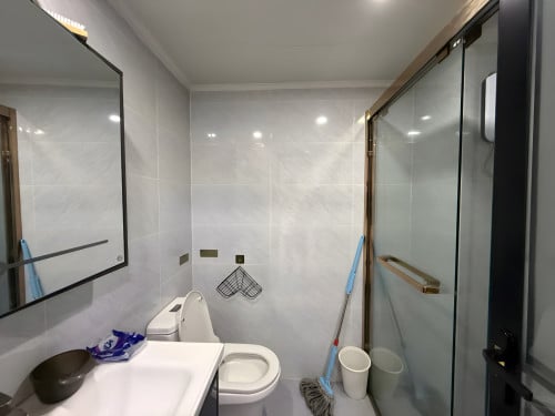 ๐
๐จ๐ซ ๐๐๐ง๐ญ: Available Now Apartment โ Real Hope Condo