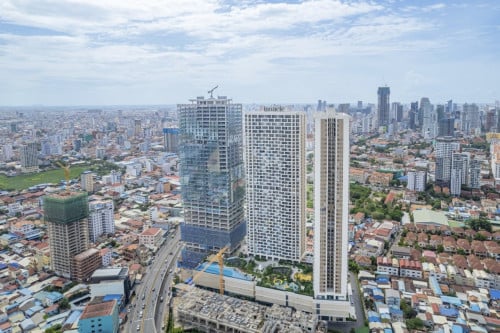 ខុនដូលក់/Condo for sale 56000$