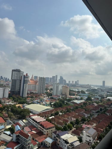 ខុនដូលក់/Condo for sale at The Pinnacle Residence 56000$