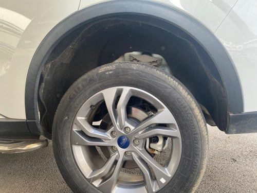 បន្ទះការពារភក់ប្លាស្ទិក Ford terriyori 2022-2025Telegram 📲0885979999