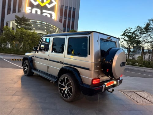 奔驰G500