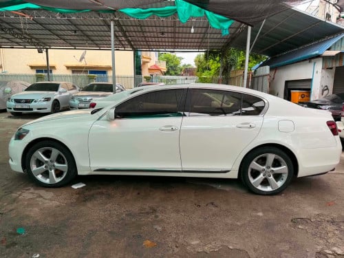 ស្តុកថ្មី Gs.300.06.ប៉ុង1ពណ៍សរ ប្រភេទមេឡានអត់បុកអត់ច្រេសតំលៃពិសេស️️️រំលស់បាន25ខេត្តក្រុង