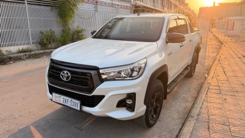 ទើបកាត់បានក្តៅៗ Hilux Rally 019  4X4 ហ្សុីន១ជុំ