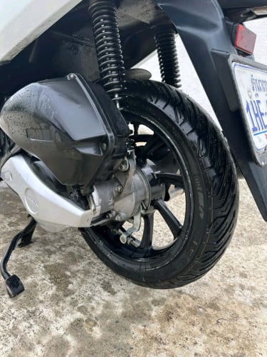 ម៉ូតូលក់ Honda pcx  ឆ្នាំ 2018