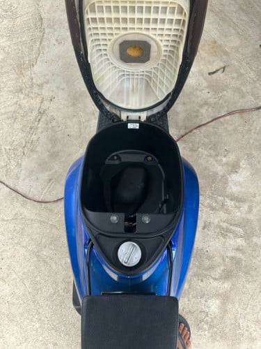 ចង់លក់ម៉ូតូ Honda today នៅស្អាតម៉ាសុីននៅអេមណាស់