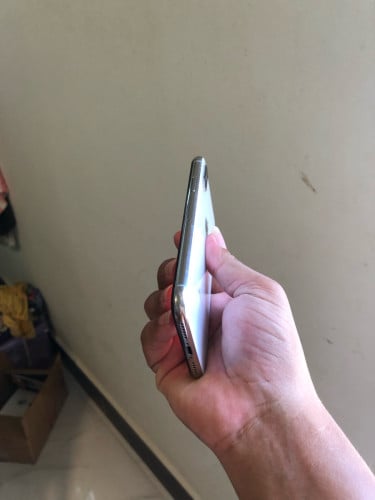 លក់iPhone x សាណុំសុីន ខូចស្កេន ថ្ម82%កាន់256g នៅស្អាតកាមេរ៉ាខ្ចី
