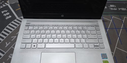 លក់ Laptop HP នៅប្រើបានល្អ តម្លៃ ចរចា Telegram 0767877424