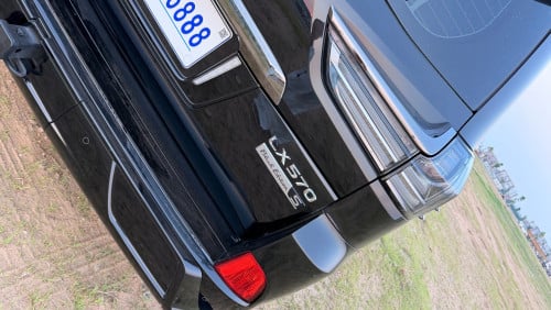 ទើបកាត់បានក្តៅ Lexus LX570 Kuro 019 Arab