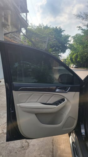 មេឡានមហាថ្មី MG RX5 2021 ម្ចាស់ដើមប្រើតិចណាស់