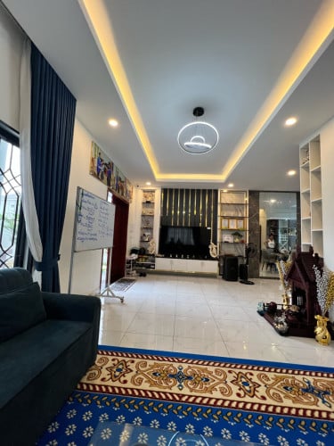 វីឡាកែងក្នុងបុរី ONC លក់បន្ទាន់