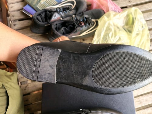 ស្បែកជើង PEDRO គុណភាព90% 78$