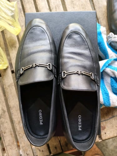 ស្បែកជើង PEDRO គុណភាព90% 78$