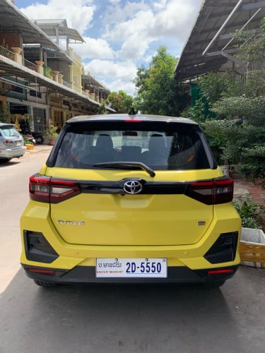 ឡានខ្ញុំផ្ទាល់ចង់លក់ថ្ងៃនេះបន្ទាន់ RAIZE 023លក់16000$ 015358283