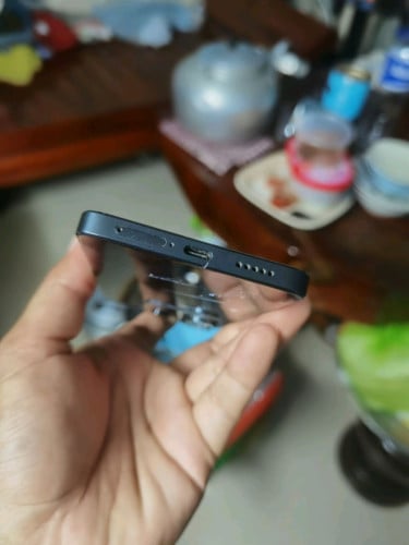 ចង់លក់ Redmi note 13 pro 5G ch version សំណុំបែកខ្នងលួចរូប