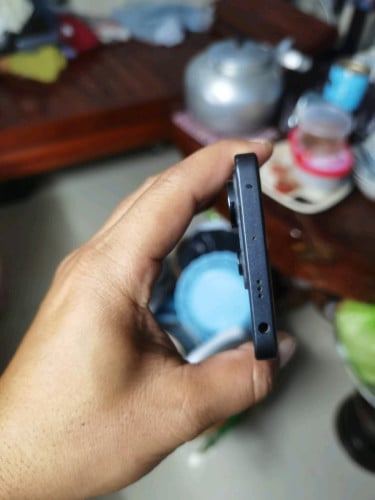 ចង់លក់ Redmi note 13 pro 5G ch version សំណុំបែកខ្នងលួចរូប