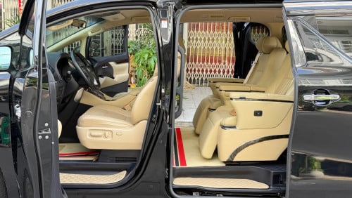 មហាសែនថ្មី Toyota Alphard 015 up 024 Hybrid