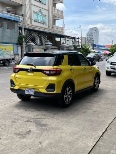 មហាសែនថ្មីតំលៃពិសេស Toyota RAIZE 2023 ម្ចាស់ទីមួយ