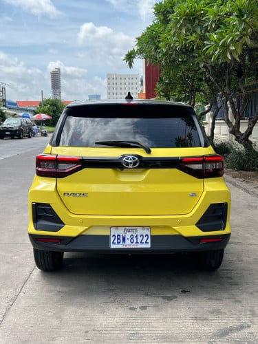 មហាសែនថ្មីតំលៃពិសេស Toyota RAIZE 2023 ម្ចាស់ទីមួយ