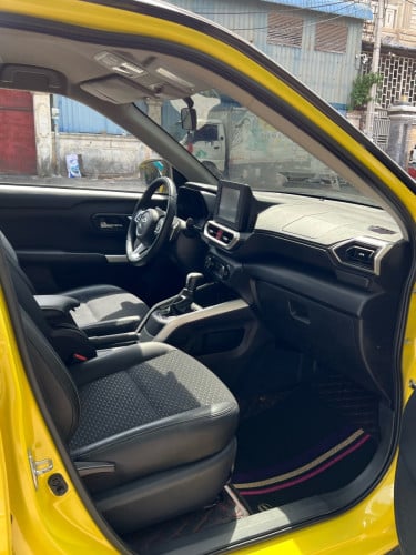 មហាសែនថ្មីតំលៃពិសេស Toyota RAIZE 2023 ម្ចាស់ទីមួយ